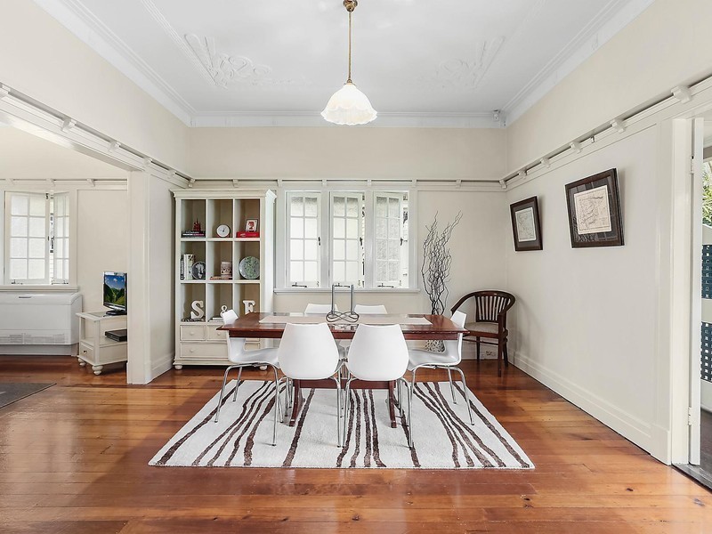 4 Keltie Street, Taringa QLD 4068