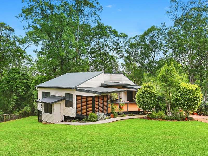 277 Gold Creek Road, Brookfield QLD 4069