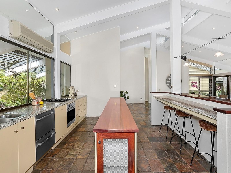 25 Lyndale Road, Pullenvale QLD 4069