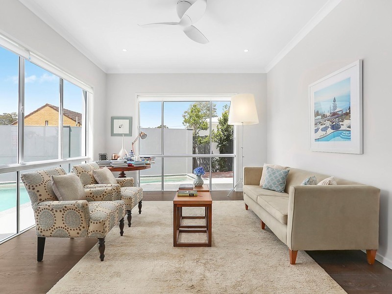 15 Garema Street, Indooroopilly QLD 4068