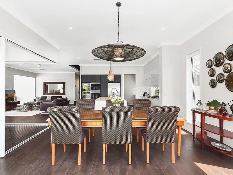 15 Garema Street, Indooroopilly QLD 4068