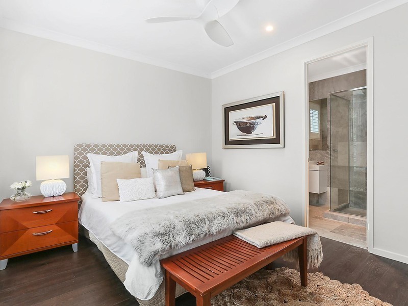 15 Garema Street, Indooroopilly QLD 4068
