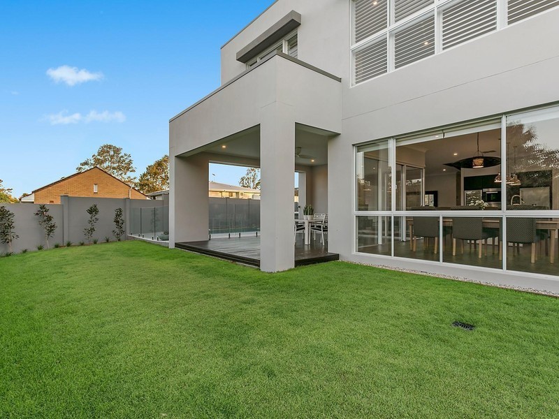 15 Garema Street, Indooroopilly QLD 4068