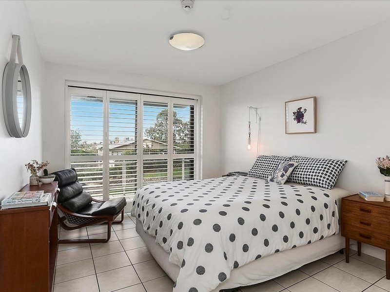 1/60 Bellevue Terrace, St Lucia QLD 4067