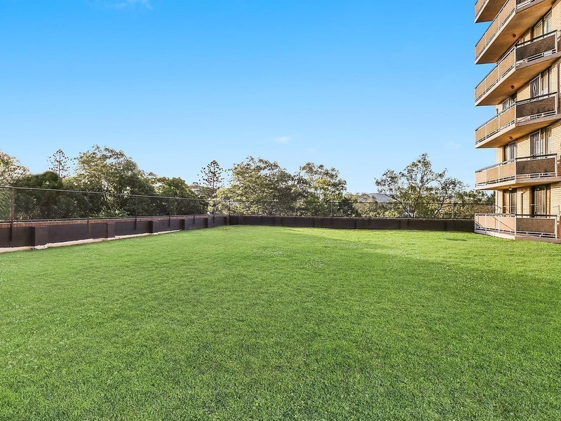 1/60 Bellevue Terrace, St Lucia QLD 4067