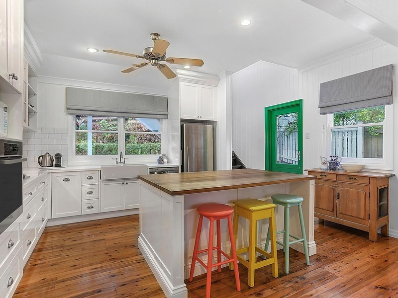 208 Stanley Terrace, Taringa QLD 4068