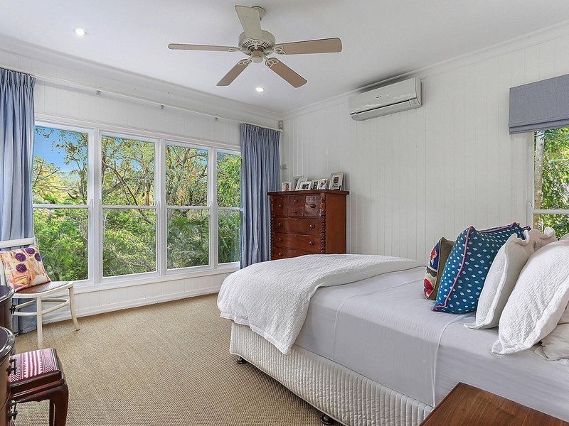 208 Stanley Terrace, Taringa QLD 4068