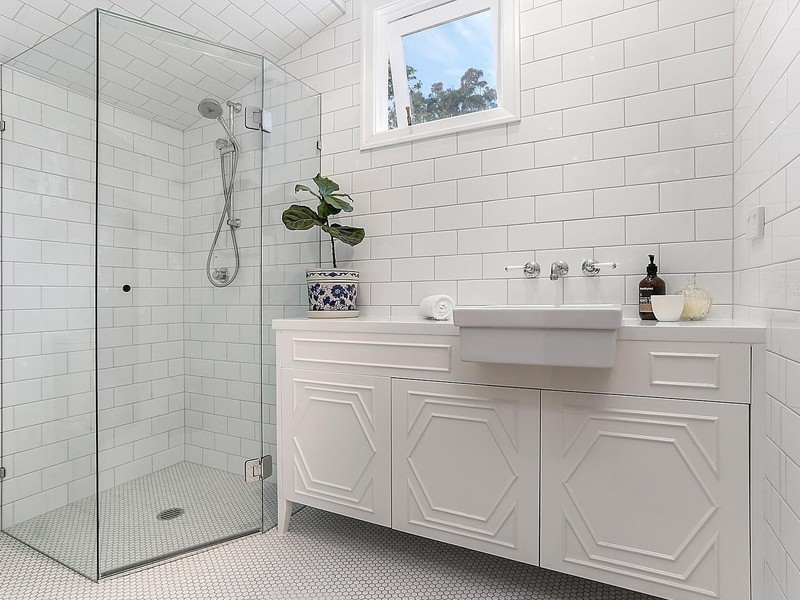 208 Stanley Terrace, Taringa QLD 4068