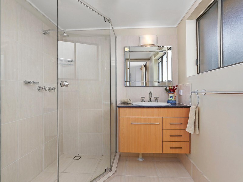 12/72 Sandford Street, St Lucia QLD 4067