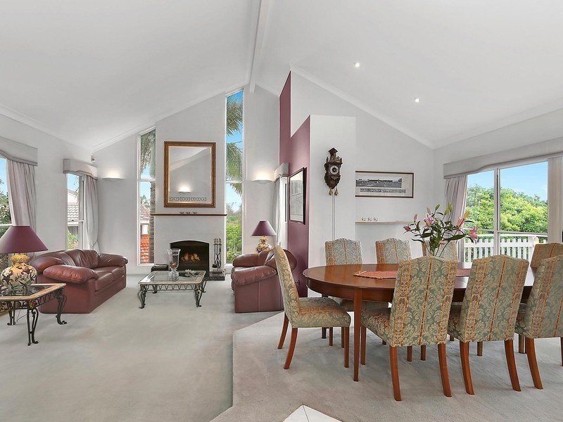 7 Moncrieff Court, Mount Ommaney QLD 4074