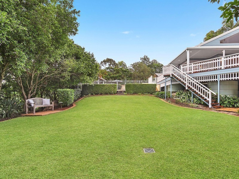 7 Moncrieff Court, Mount Ommaney QLD 4074