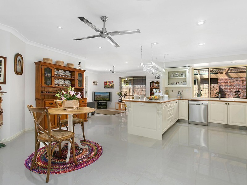 36 Huon Place, Forest Lake QLD 4078