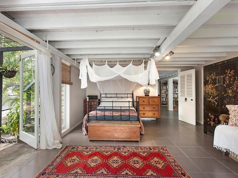 1 Dewrang Street, Chapel Hill QLD 4069