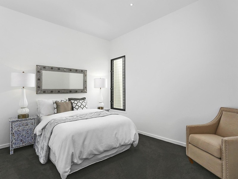 35 Tennyson Street, Norman Park QLD 4170