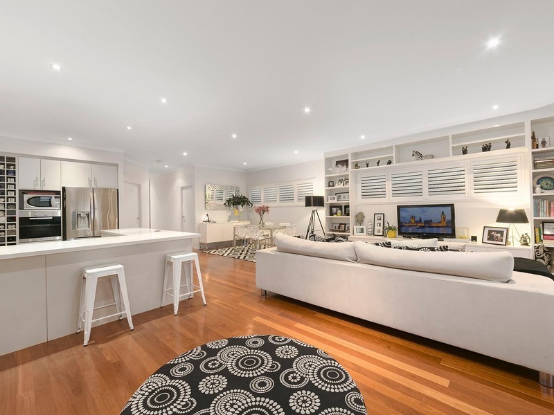 34 Raceview Avenue, Hendra QLD 4011