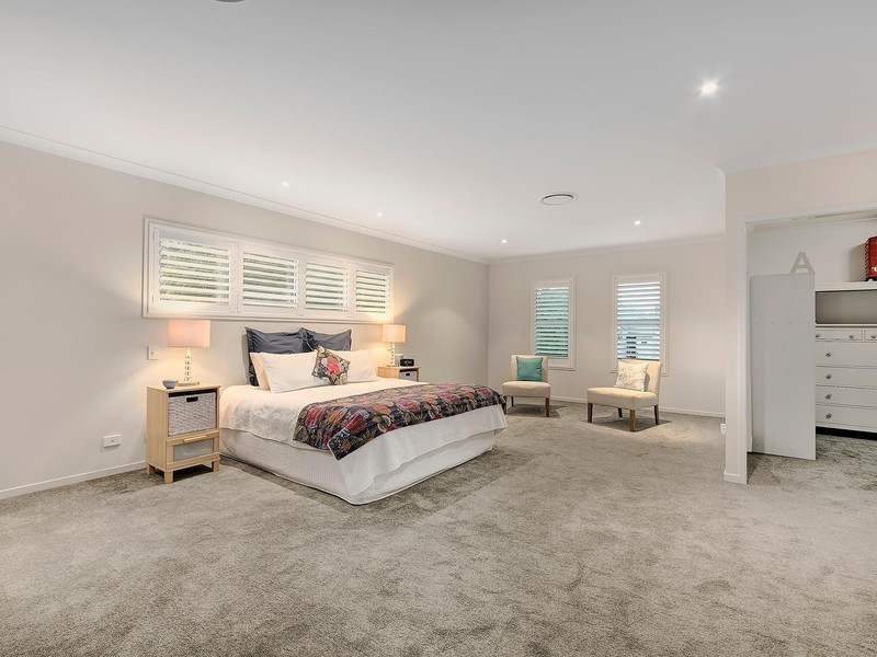 34 Raceview Avenue, Hendra QLD 4011