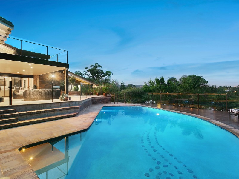 30 Meiers Road, Indooroopilly QLD 4068