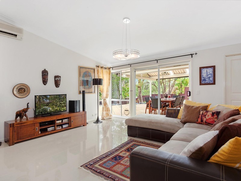 14 Calliandra Place, Sinnamon Park QLD 4073