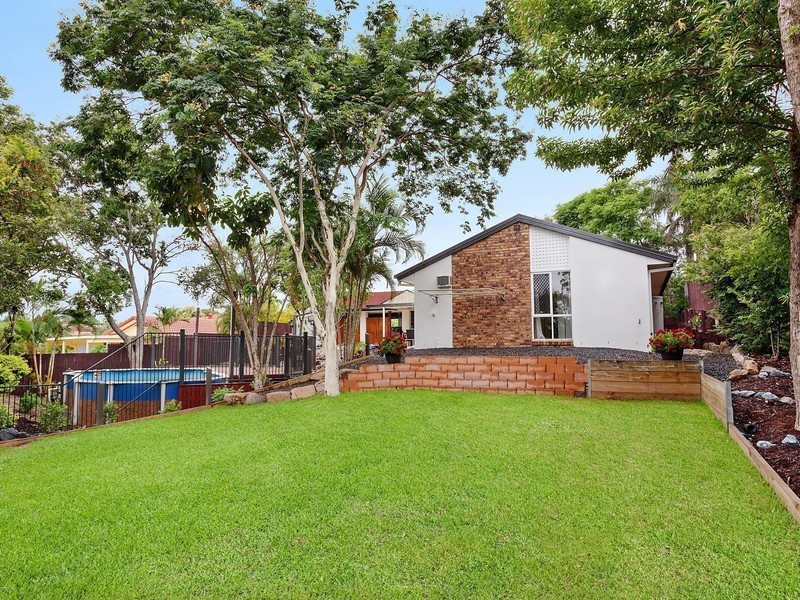 14 Calliandra Place, Sinnamon Park QLD 4073