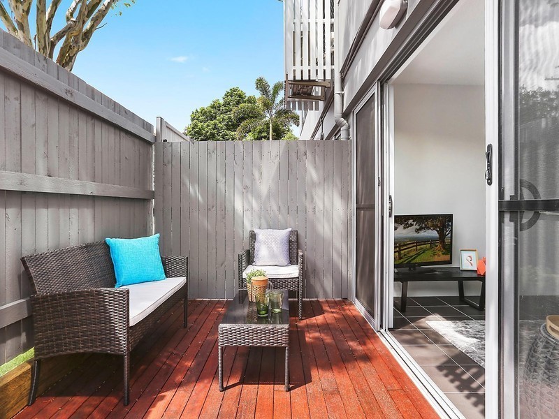 4 Grove Street, Toowong QLD 4066