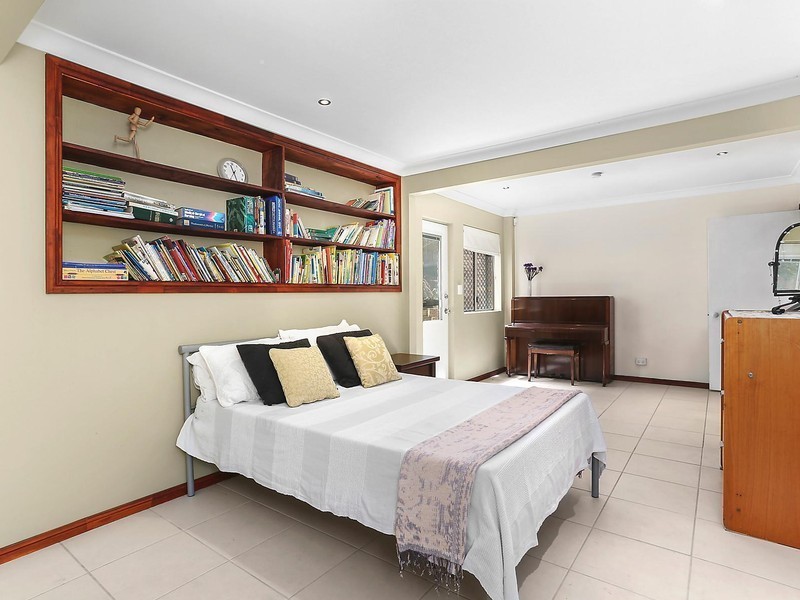 9 Crombie Street, Clayfield QLD 4011