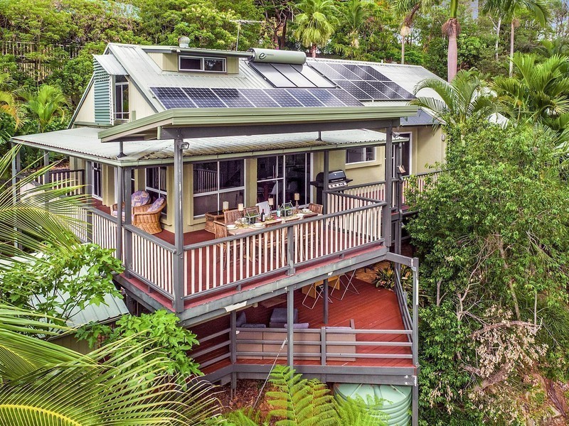 21 Maculata Drive, Chapel Hill QLD 4069