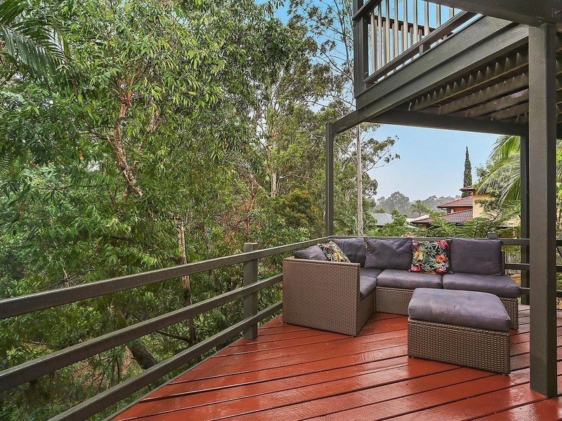21 Maculata Drive, Chapel Hill QLD 4069