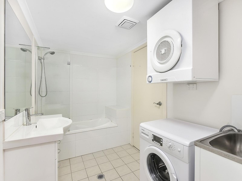 3/58 Burrai Street, Morningside QLD 4170