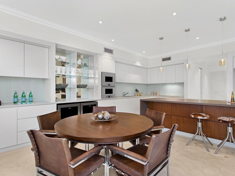 41 Glencairn Avenue, Indooroopilly QLD 4068