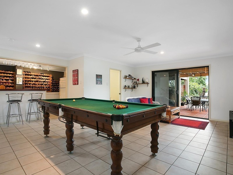 9 Moncrieff Court, Mount Ommaney QLD 4074