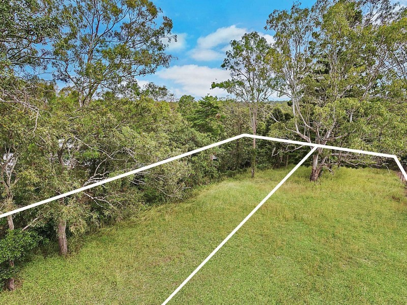 44 Rowena Street, Kenmore QLD 4069