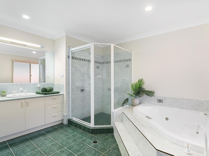 74 Herron Road, Pullenvale QLD 4069