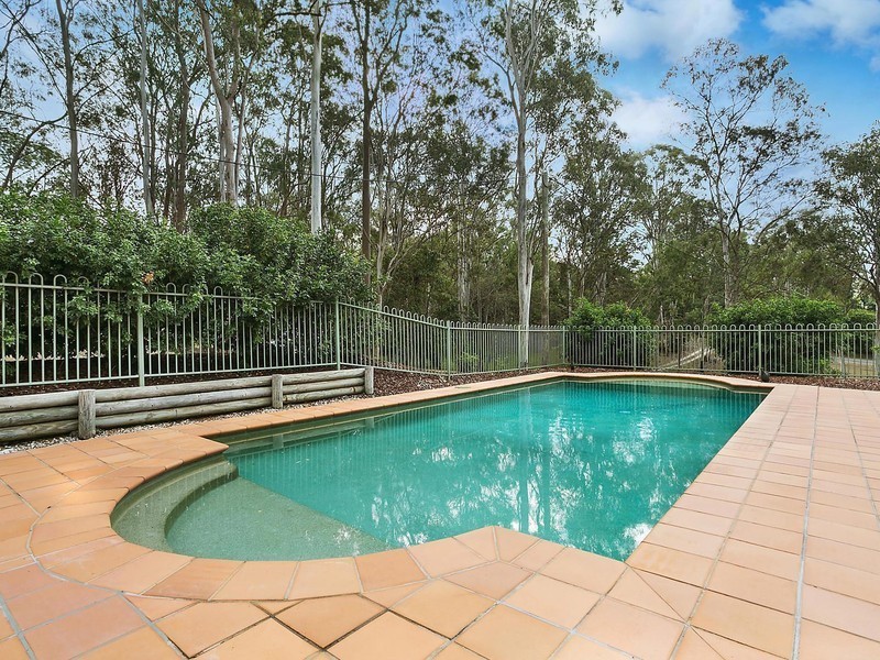 74 Herron Road, Pullenvale QLD 4069