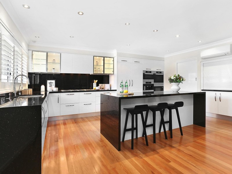 15 Castile Street, Indooroopilly QLD 4068