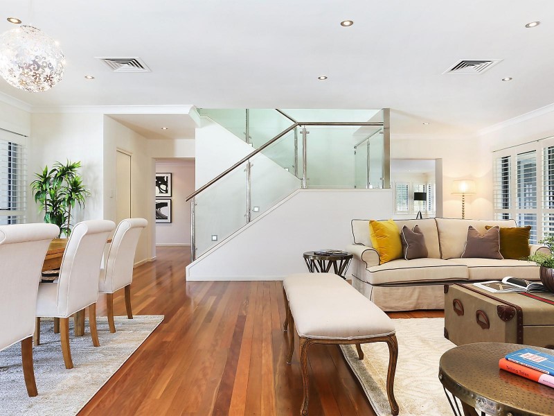 15 Castile Street, Indooroopilly QLD 4068