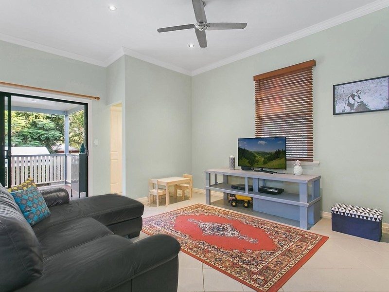 11 Vera Street, Toowong QLD 4066