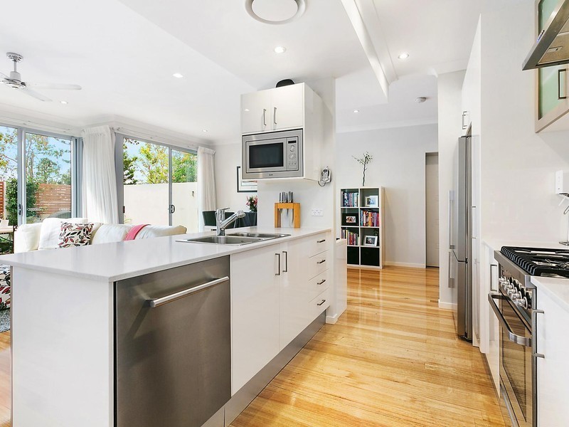 8/8 Wool Street, Toowong QLD 4066