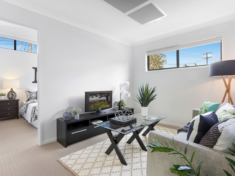 47 Chapel Hill Road, Chapel Hill QLD 4069