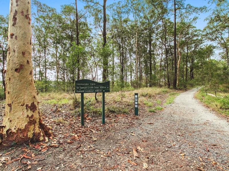 47 Chapel Hill Road, Chapel Hill QLD 4069