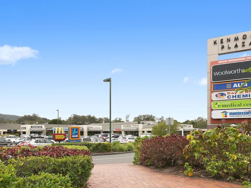 47 Chapel Hill Road, Chapel Hill QLD 4069