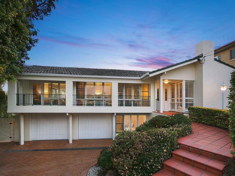 31 Glencairn Avenue, Indooroopilly QLD 4068