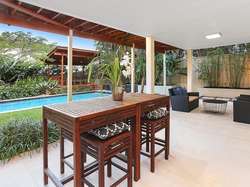 153 Taringa Parade, Indooroopilly QLD 4068
