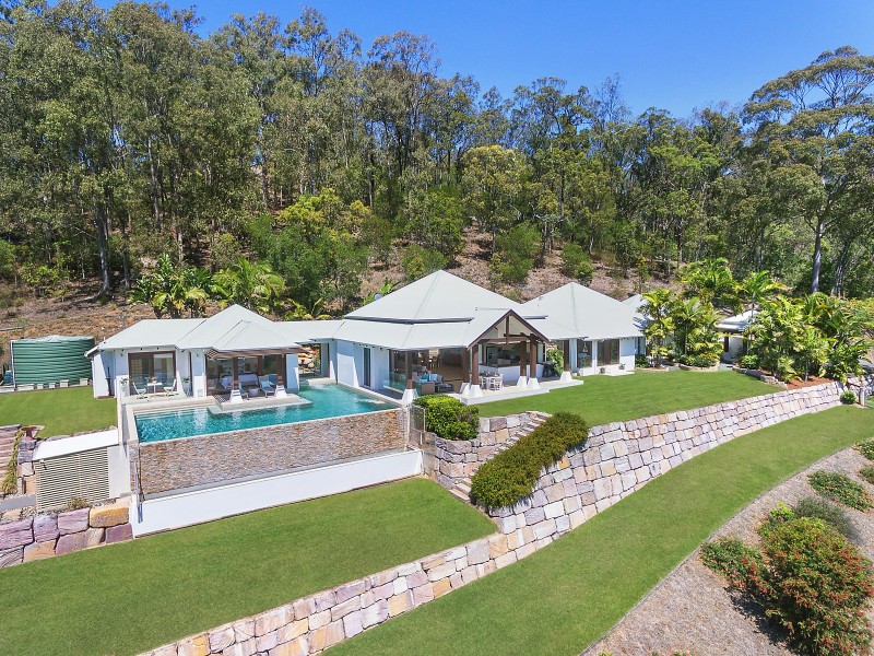 260 Old Farm Road, Pullenvale QLD 4069