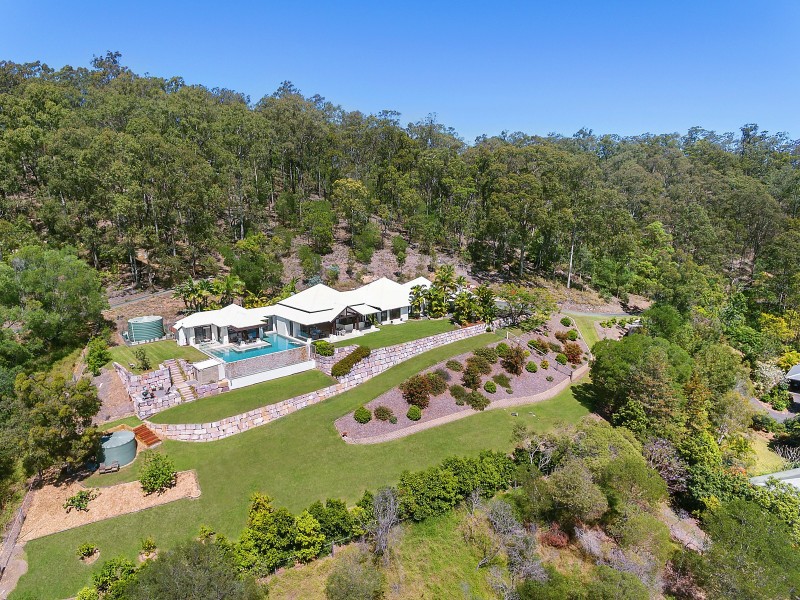 260 Old Farm Road, Pullenvale QLD 4069