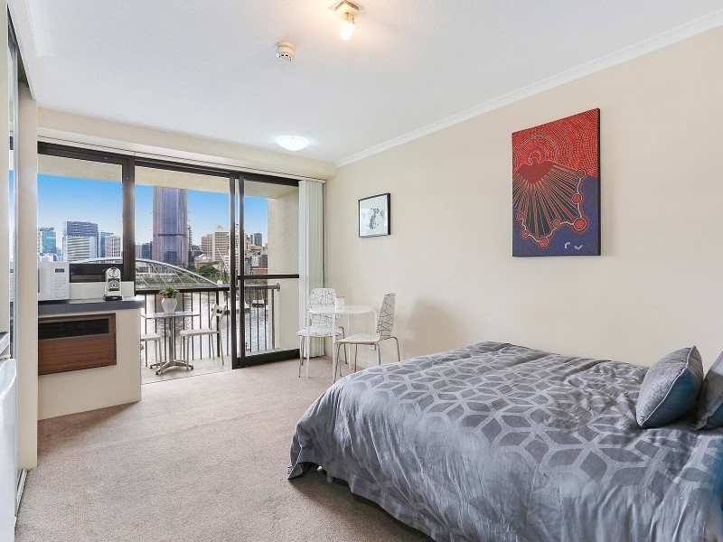 11/21 Dock Street, South Brisbane QLD 4101