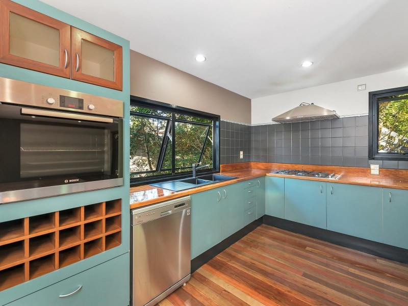 5 Blackstone Street, Indooroopilly QLD 4068