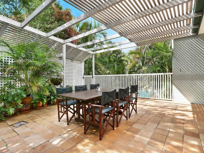 11 Ngeringa Crescent, Chapel Hill QLD 4069