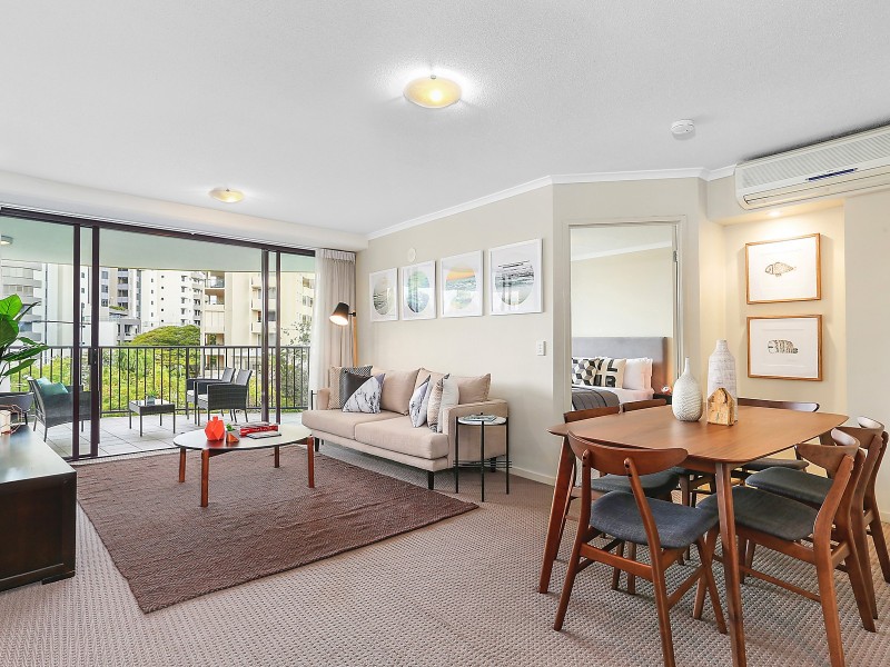 218/32 Patrick Lane, Toowong QLD 4066