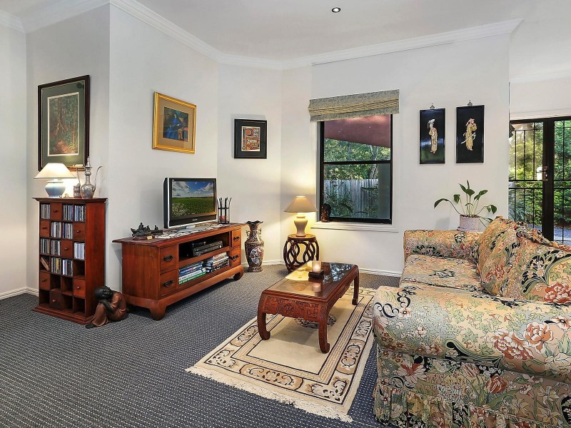 9A Vera Street, Toowong QLD 4066