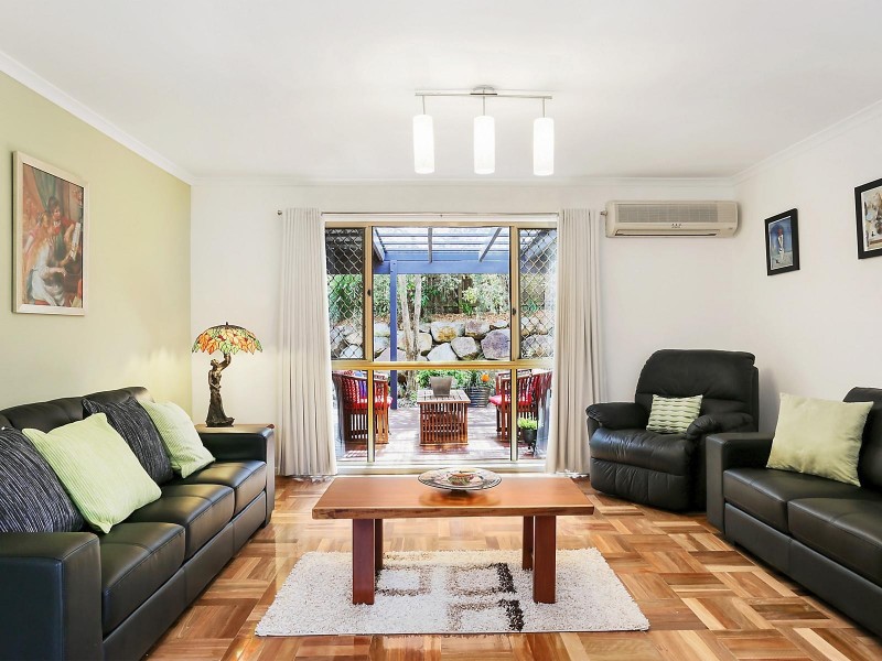 21 Van Dyke Crescent, Mcdowall QLD 4053